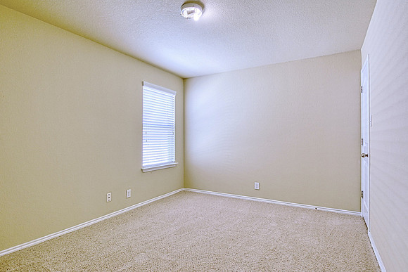 10814 Arkey Ave (031)