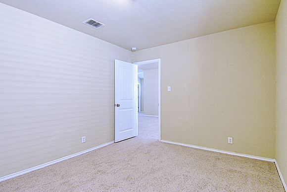 10814 Arkey Ave (032)