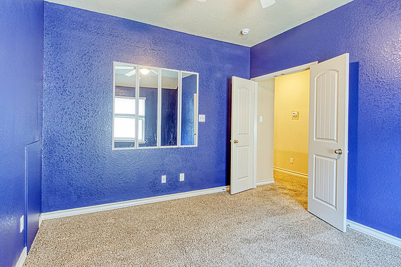 213 Dove Hill (041)