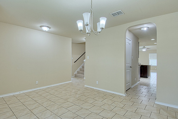 10814 Arkey Ave (008)