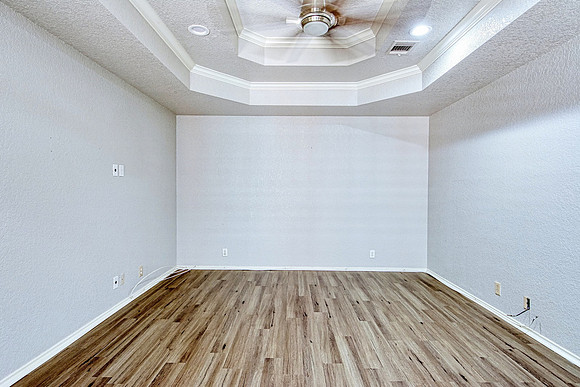 5107 Casbury (024)
