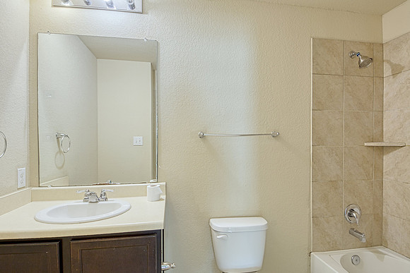 10814 Arkey Ave (035)