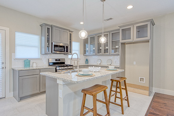 723 Hammond Ave  (11)