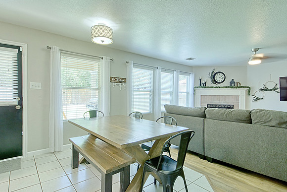 11038 Hillsdale (023)