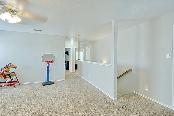 11038 Hillsdale (024)