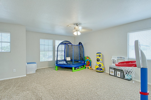 11038 Hillsdale (025)