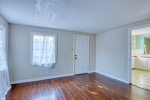 308 Andrews St (017)