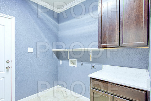 1024 Stone Crossing MLS Sized(039)