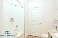 Addison Model 2Bed 2Bath (12)