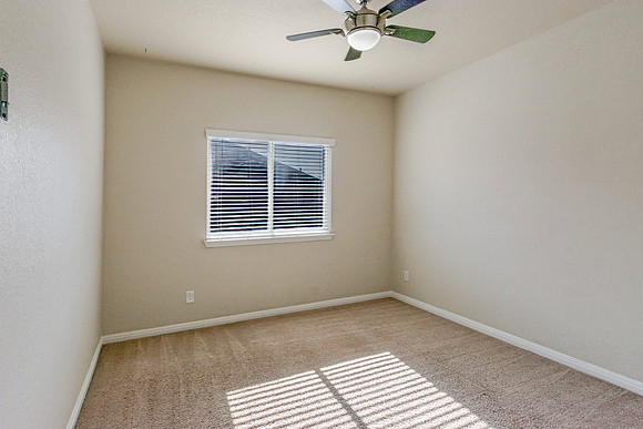 9923 Jon Boat Way (042)