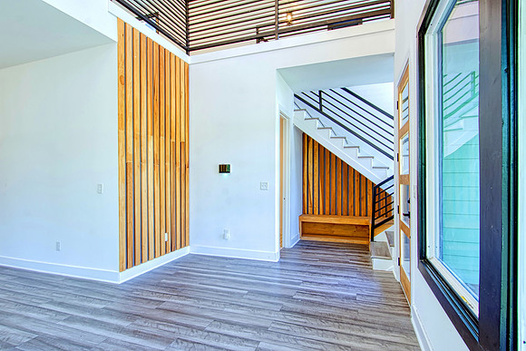 1111 N Palmetto (008)