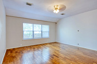 8110 Rosespur Park (019)