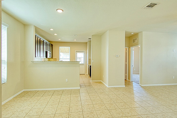 156 Elderberry-MLS (006)