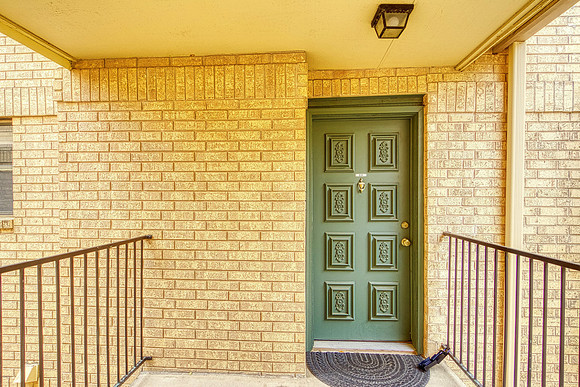 11843 Braesview U-814 (002)