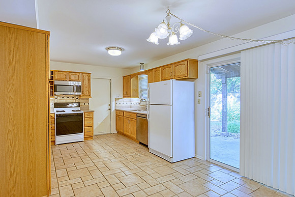 4101 Lost Trail (015)_MLS