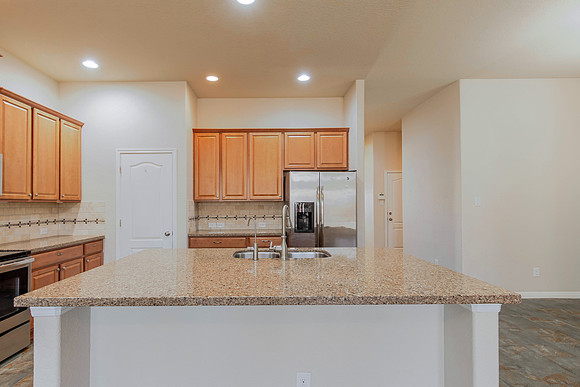 9923 Jon Boat Way (013)