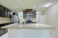 10814 Arkey Ave (011)