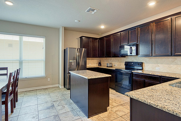 8104 Robin Gate (009)