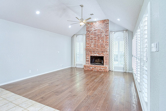 5107 Casbury (012)