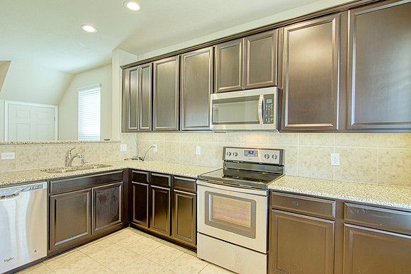 156 Elderberry-MLS (014)
