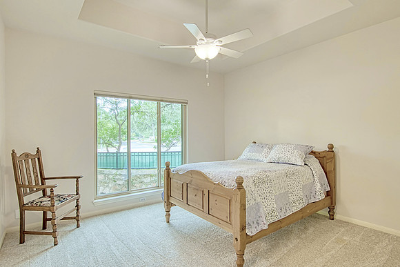 2518 Inwood View (030)