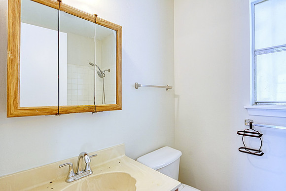 3111 Royalton Drive (026)