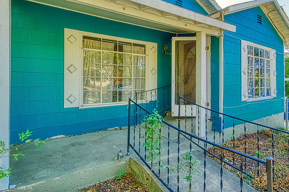 308 Andrews St (004)