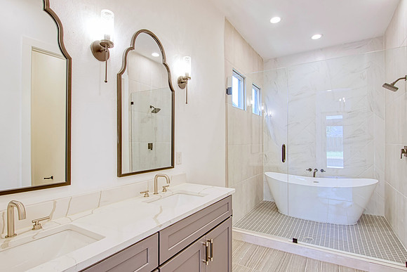 1111 N Palmetto (018)