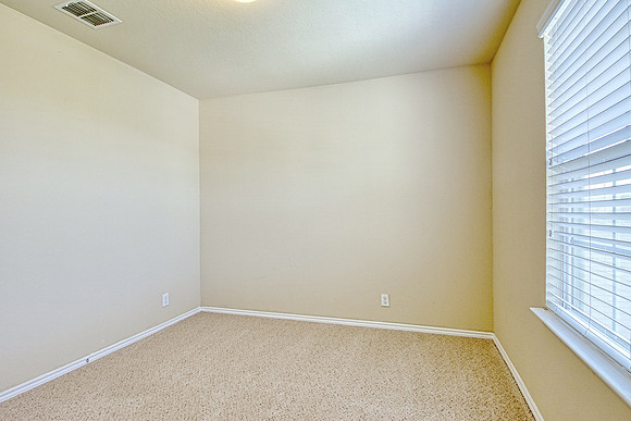 10814 Arkey Ave (036)