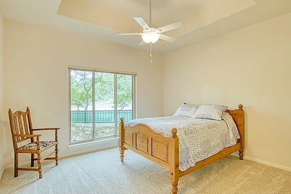 2518 Inwood View (030)