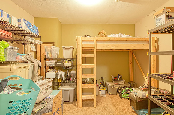 801 Brooks Ave (038)