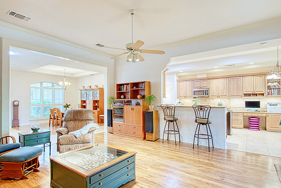 2518 Inwood View (010)