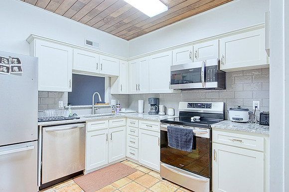3102 Eisenhauer Rd Unit B11 (012)