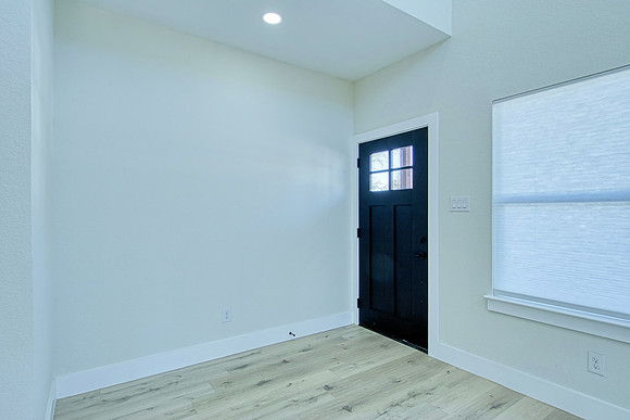 1426 Wyoming Street (006)