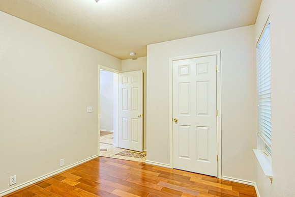 8110 Rosespur Park (031)