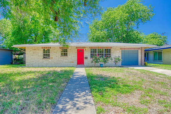 306 Cresham Drive (001)