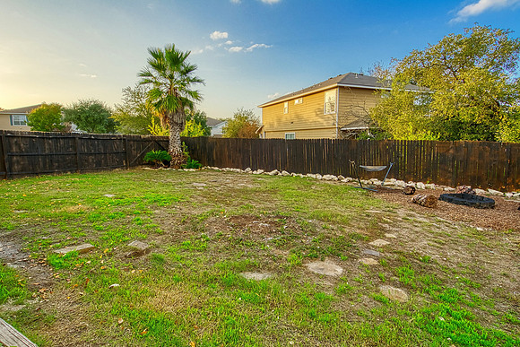 11711 Basil Grass (033)_MLS