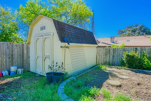 16231 Miners Gap (036)
