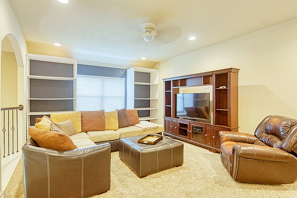 213 Dove Hill (028)