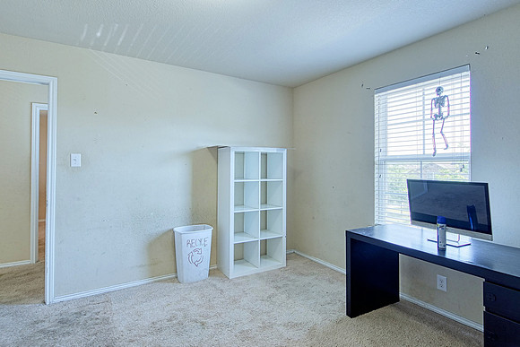 10814 Arkey Ave (024)