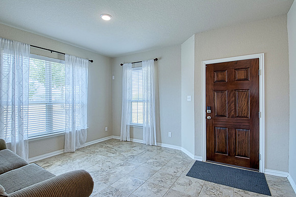 8104 Robin Gate (005)