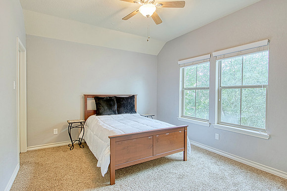 213 Dove Hill (030)