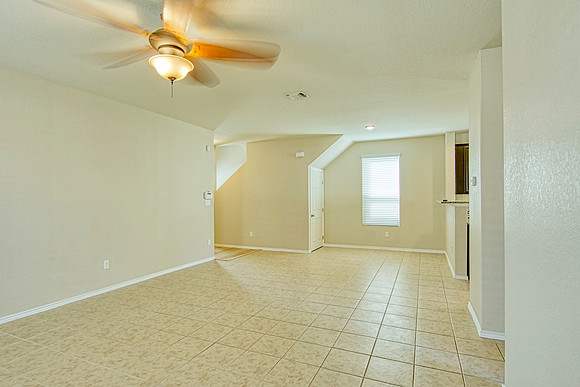 156 Elderberry-MLS (009)