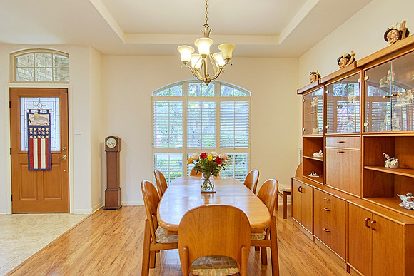 2518 Inwood View MLS (009)
