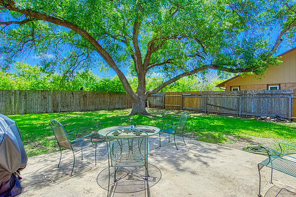 5610 Larkmeadow Dr (030)