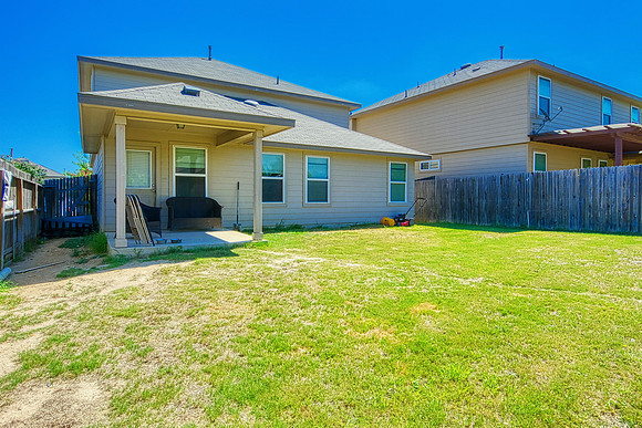 10814 Arkey Ave (045)