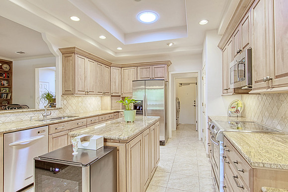 2518 Inwood View (017) MLS