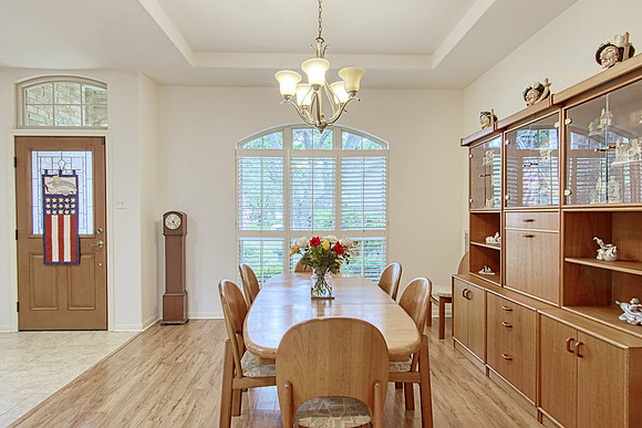 2518 Inwood View (009) MLS