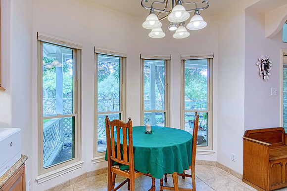 2518 Inwood View (016)