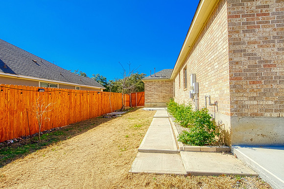 19214 Boltmore Bay (049)_MLS Size